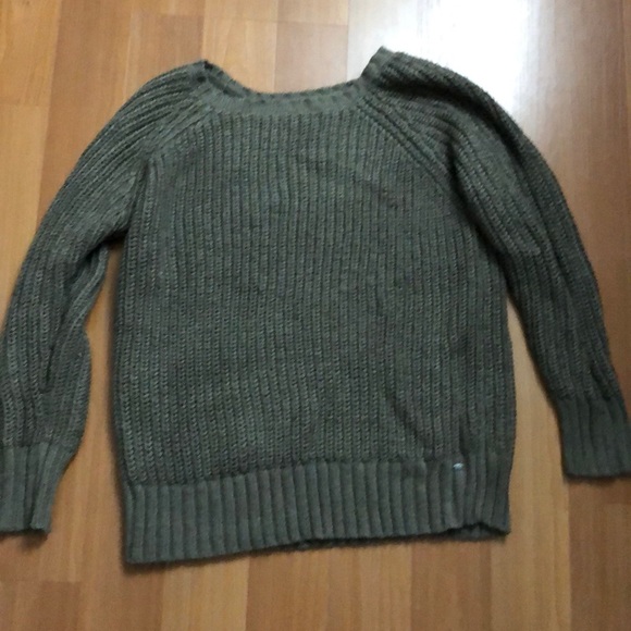 American Eagle Outfitters Sweaters - American Eagle Bulky Sweater Size Medium